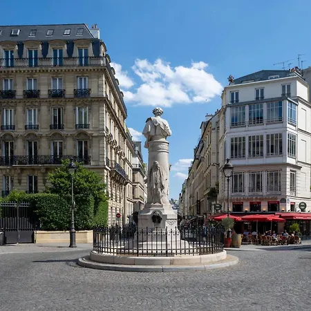 Duplex With Jacuzzi - Central Paris L 15Min To Montmartre Appartement Parijs
